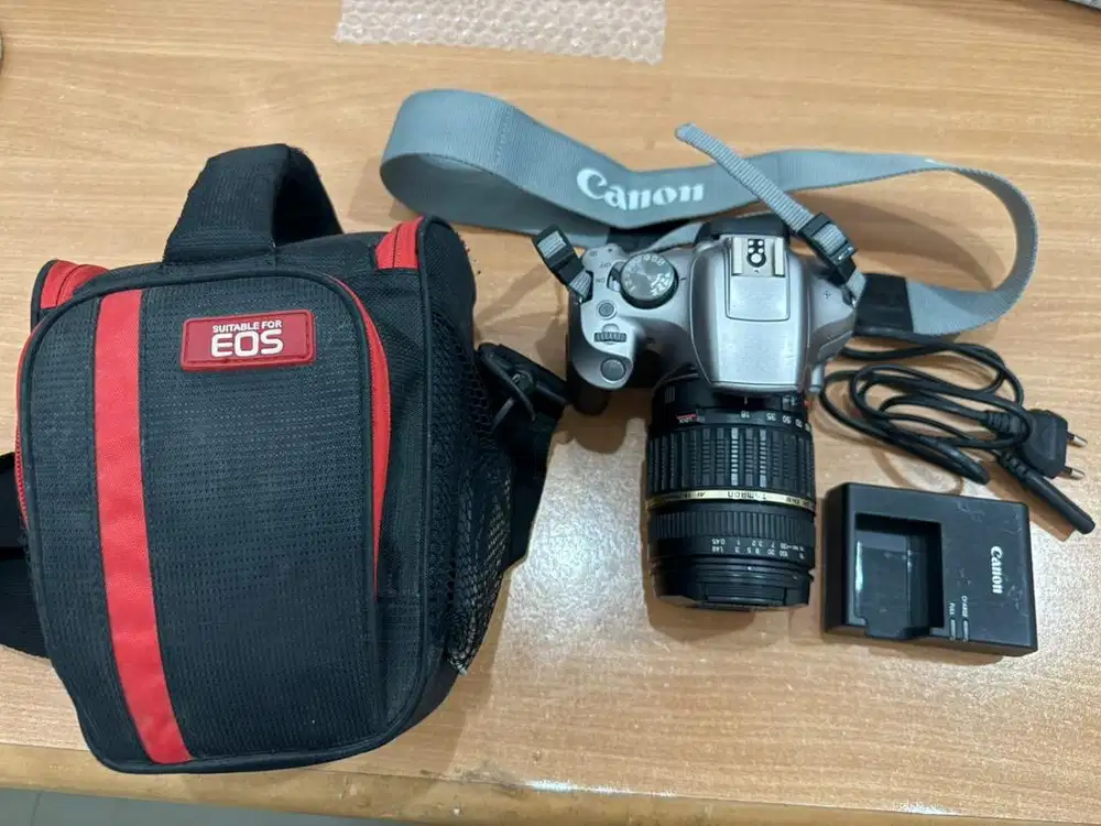 Dijual kamera DSLR Canon 1300D limited edisi