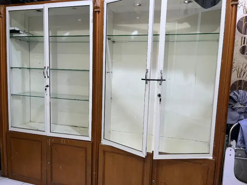 Lemari rak seba guna