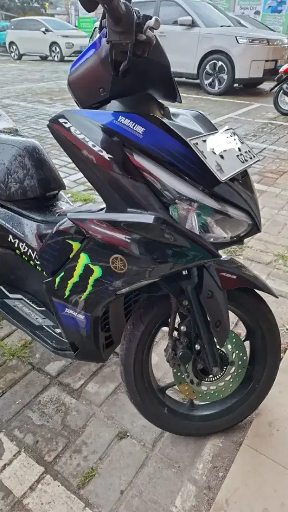 Aerox 155 ABS connected