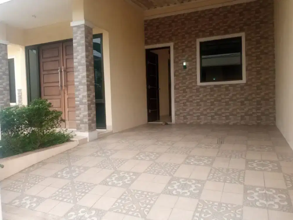 Disewakan rumah dekat Harapan Indah, Kota Bekasi