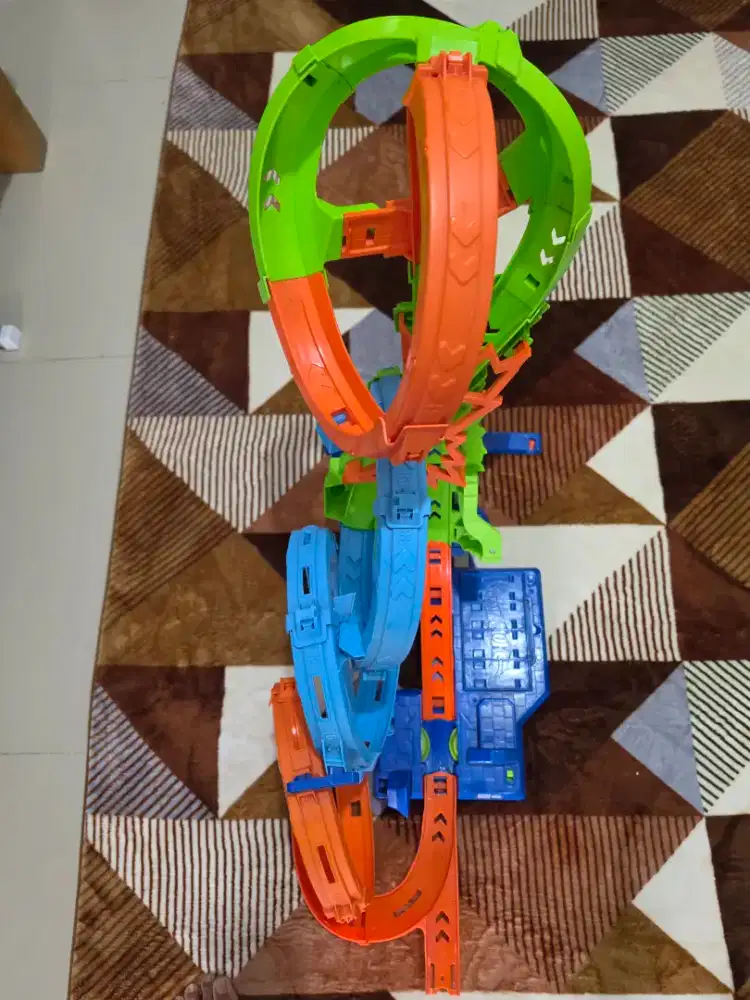 Hot Wheels Car's Track