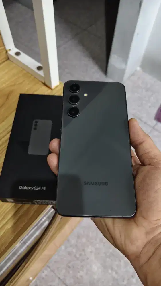samsung s24 fe 8/256gb fullset