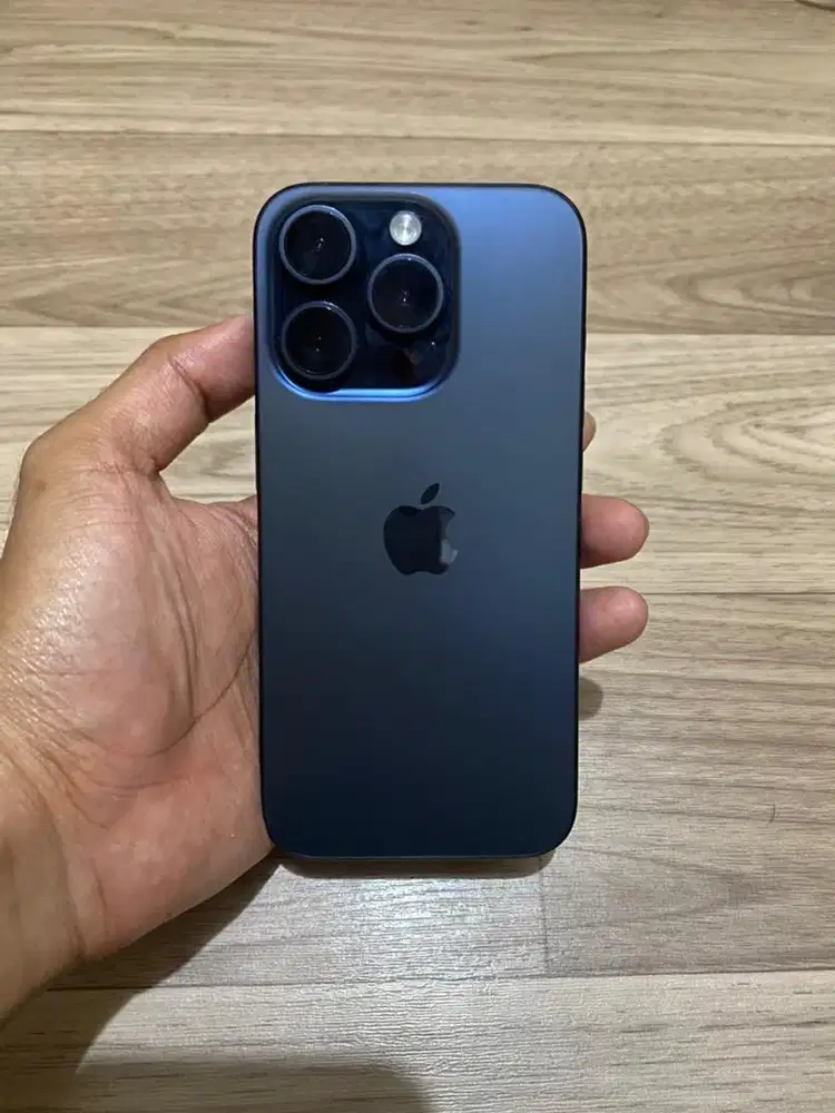 Iphone 15 Pro 256 GB Deep Blue