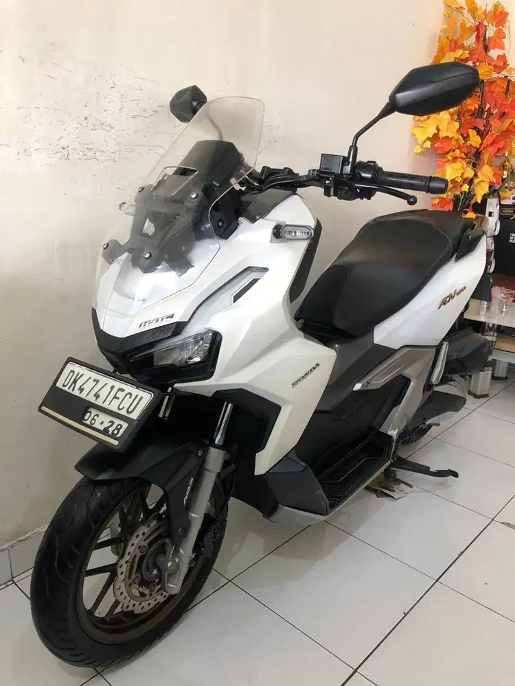 Honda ADV ABS Th.2023 White!!
