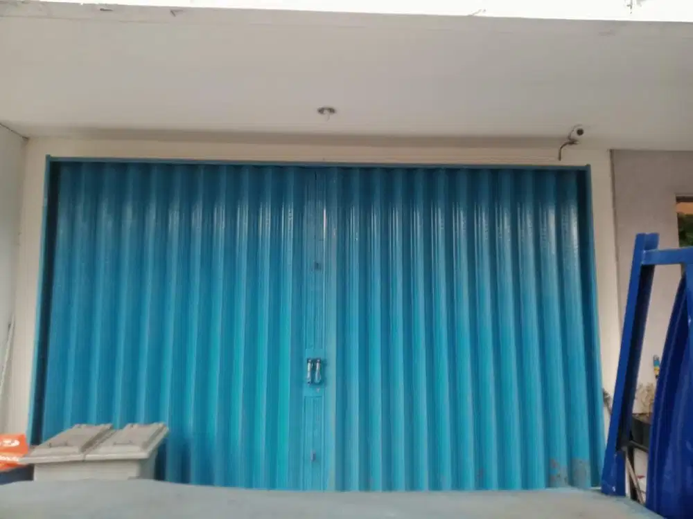 ROLLING DOOR BIRU