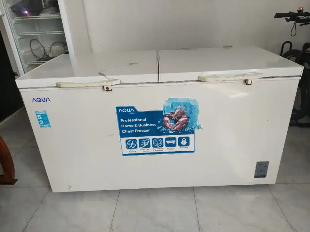 Di JUAL Chest Freezer / Freezer Box