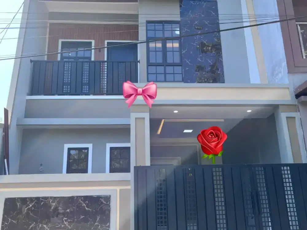 Dijual Rumah Mewah 2 Lantai Full Renovasi di Citra Indah City 9012F