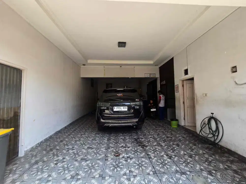 Dijual Rumah 4Lantai Ex Gedung Kantor
Di Jatibening - Pondok Gede - Bekasi