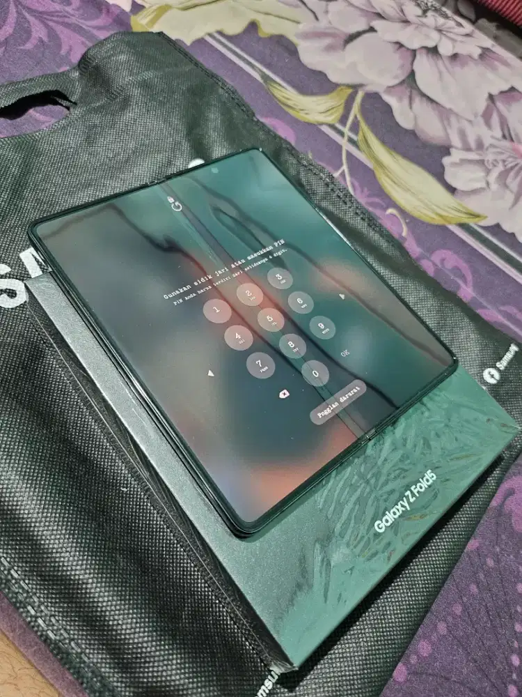 Samsung Z Fold 5