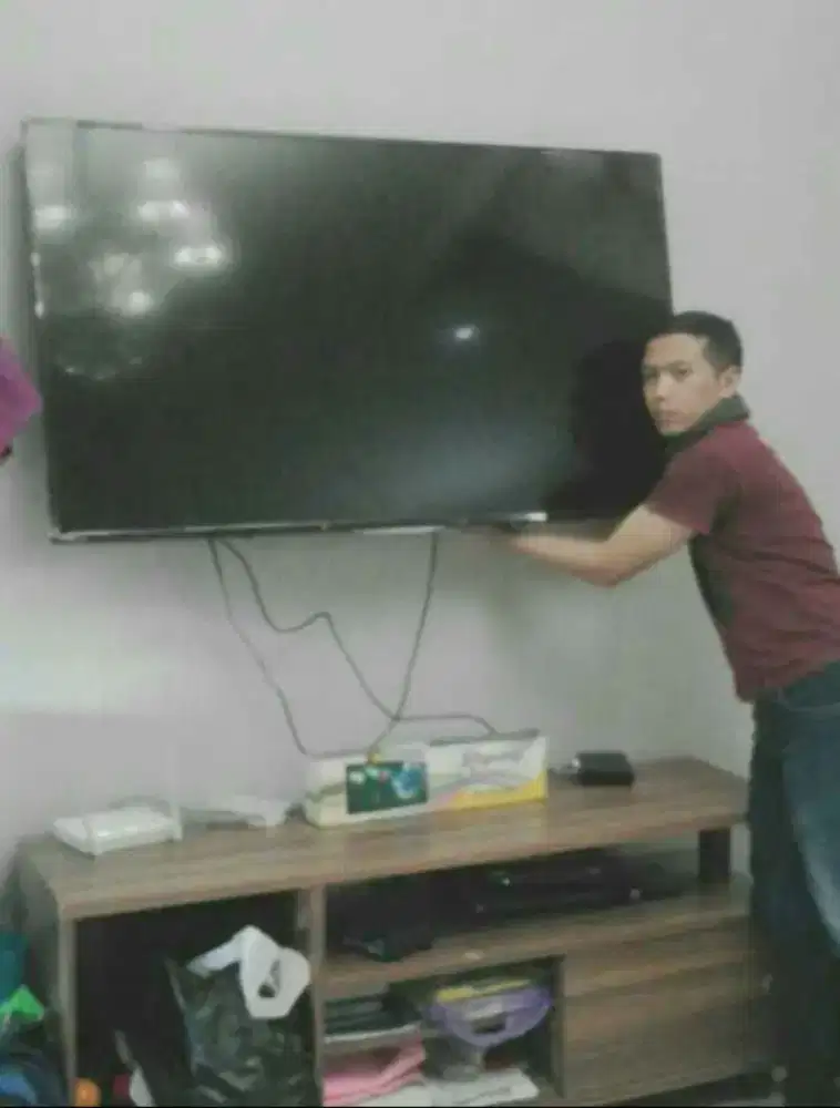 pasang dan jual bracket buat gantungan tv led lcd di tembok kuat kokoh