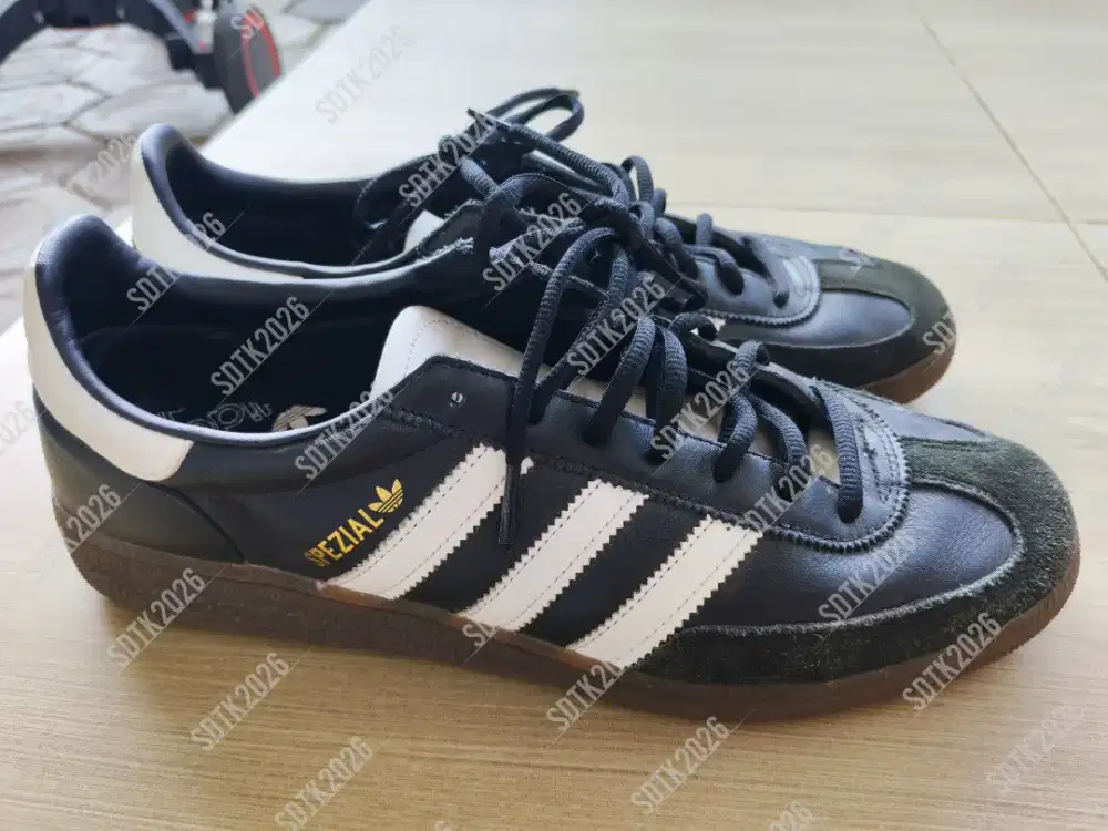 Adidas Handball Speziale Ukuran 46