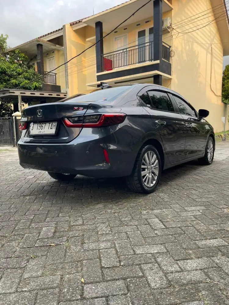 CITY RS SEDAN 2022 Low KM 50rb CASH