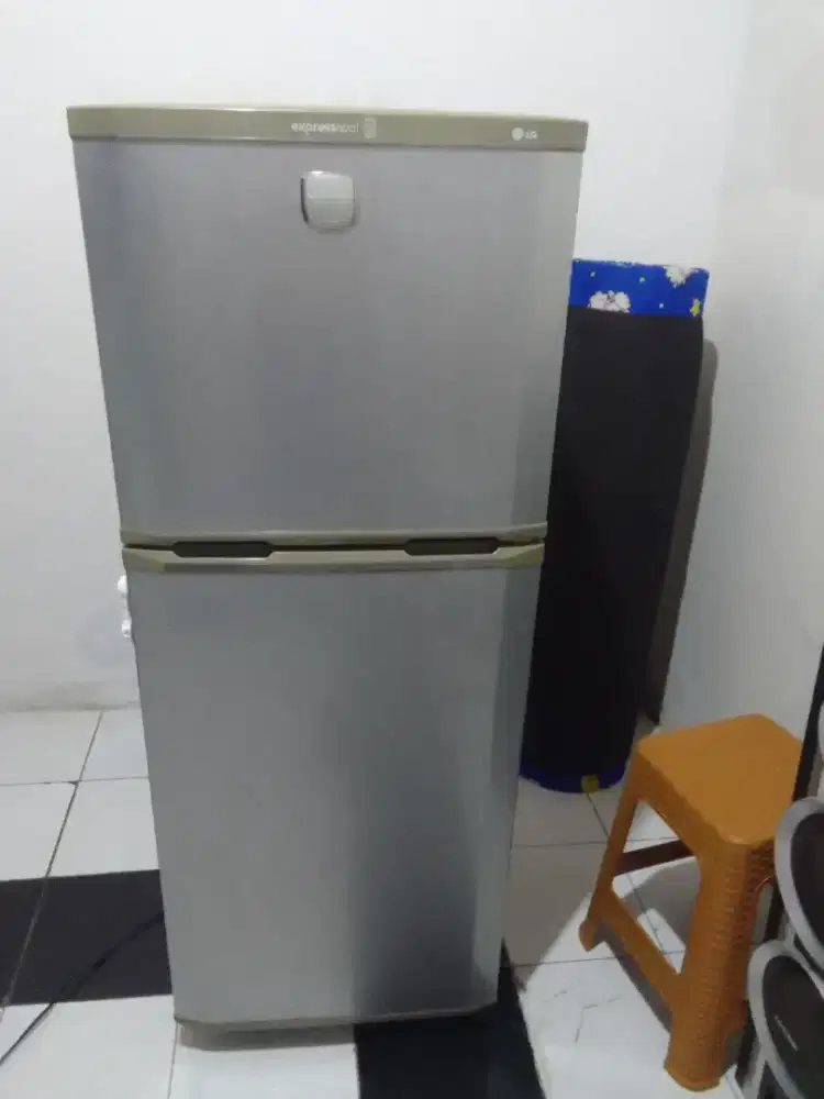 Kulkas LG bandel masih orisinil