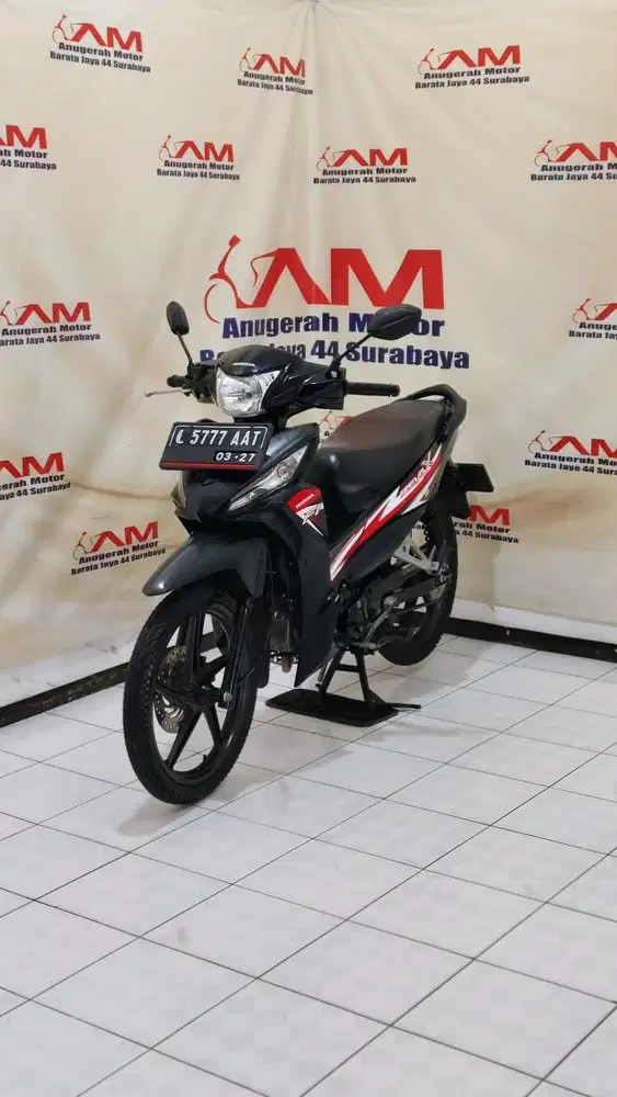Km 7 Ribu Honda Revo X Tahun 2022 warna Hitam doff