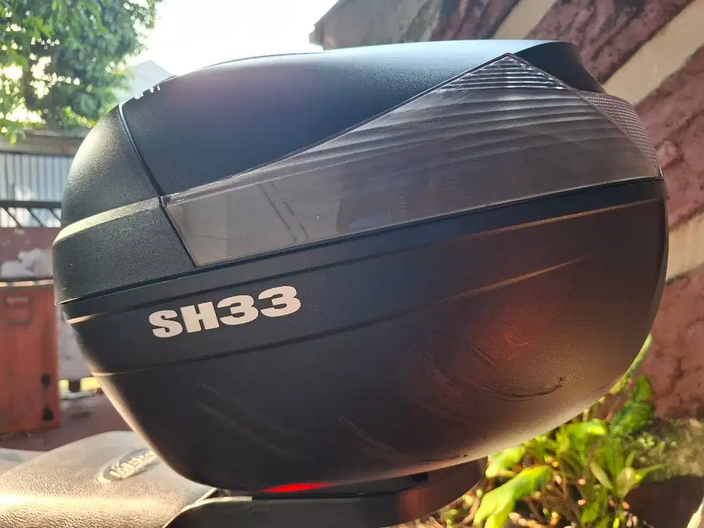 Box SHAD 33 Bekas