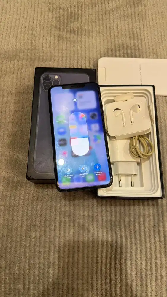 Iphone 11 Pro Max 256GB Green Mulus Lengkap Terdaftar