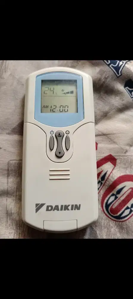 Dijual Remote AC Daikin Original ex pemakaian Pribadi.