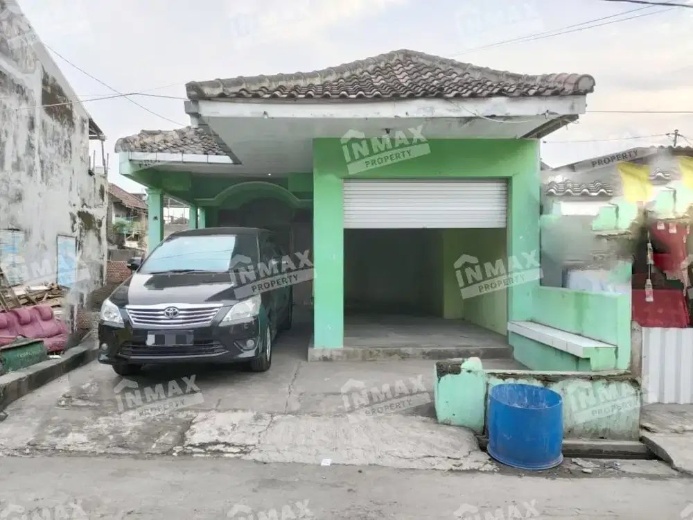 Rumah 5 Kamar Dekat Akses Jalan Utama Surabaya-Malang, Row Jalan Lebar