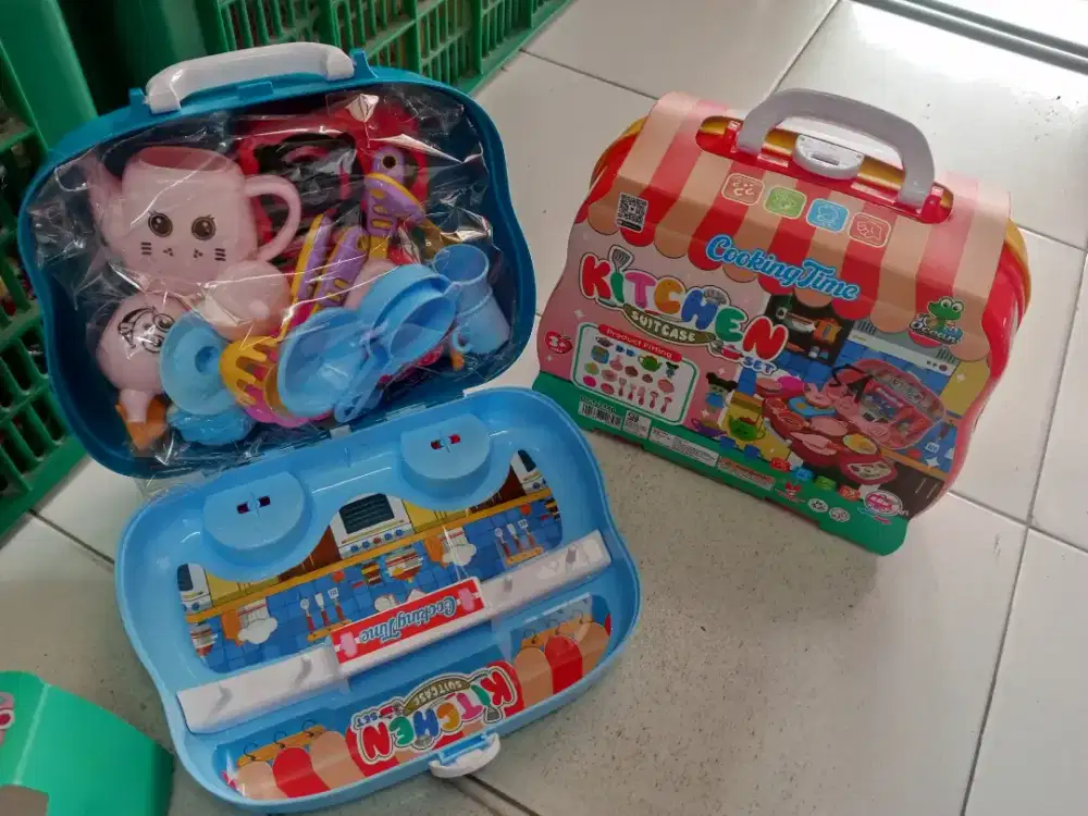 Mainan anak kitchen koper set