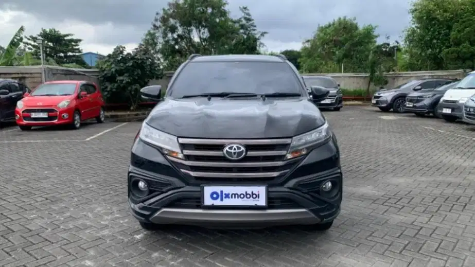 TDP 1 JUTA Toyota Rush 1.5 GR Sport Bensin-AT 2022 Hitam CEZGB