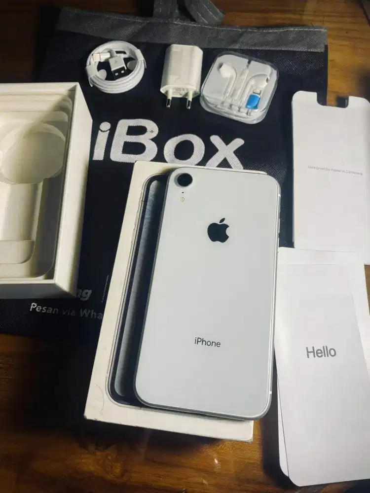 iPhone XR iBox Nominus
