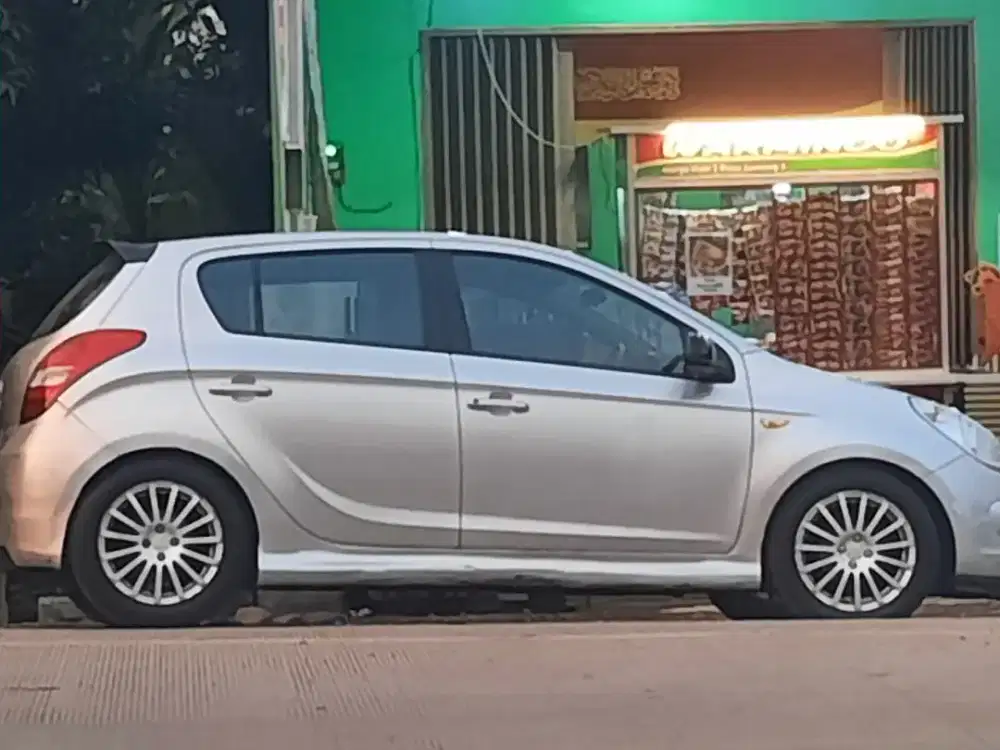 Hyundai i20 Sunroof MT