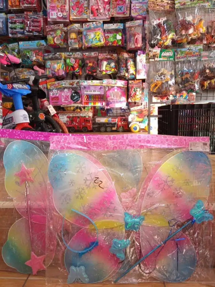 mainan anak sayap peri pelangi