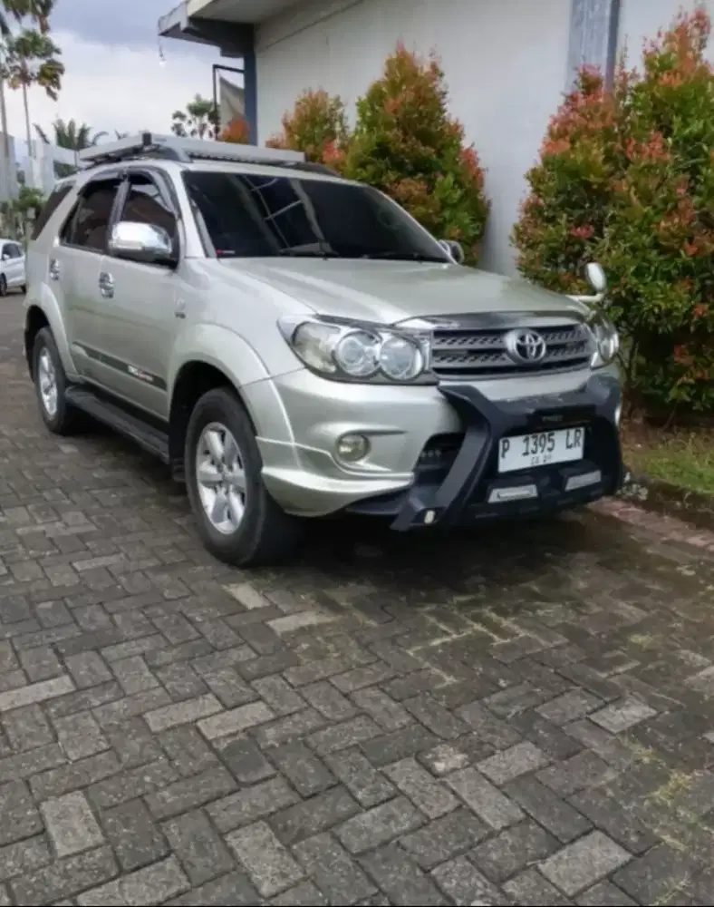 Fortuner 2011 tinggal pake'