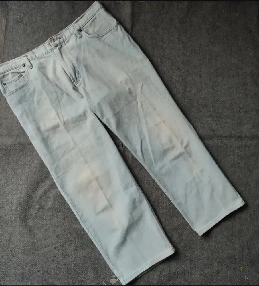 CELANA BAGGY JEANS LEVIS