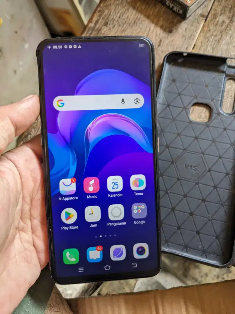 Vivo V15 ram 6/64 pop up camera