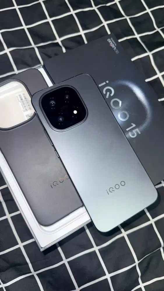 Vivo IQOO 15 16/512gb