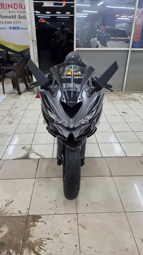 Kawasaki ZX250r QS