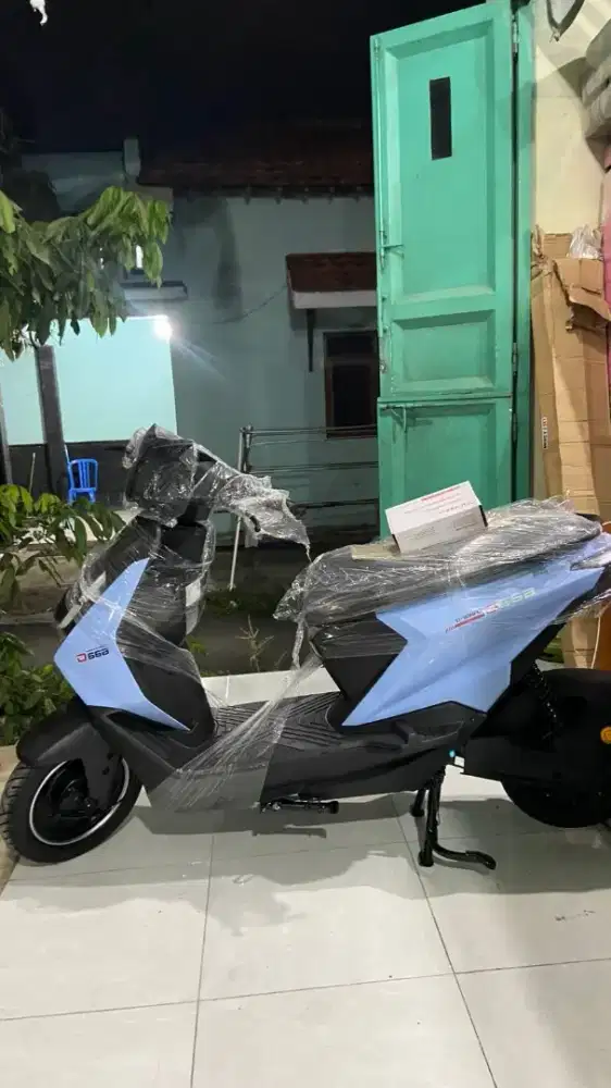 SEPEDA LISTRIK UWINFLY D66B