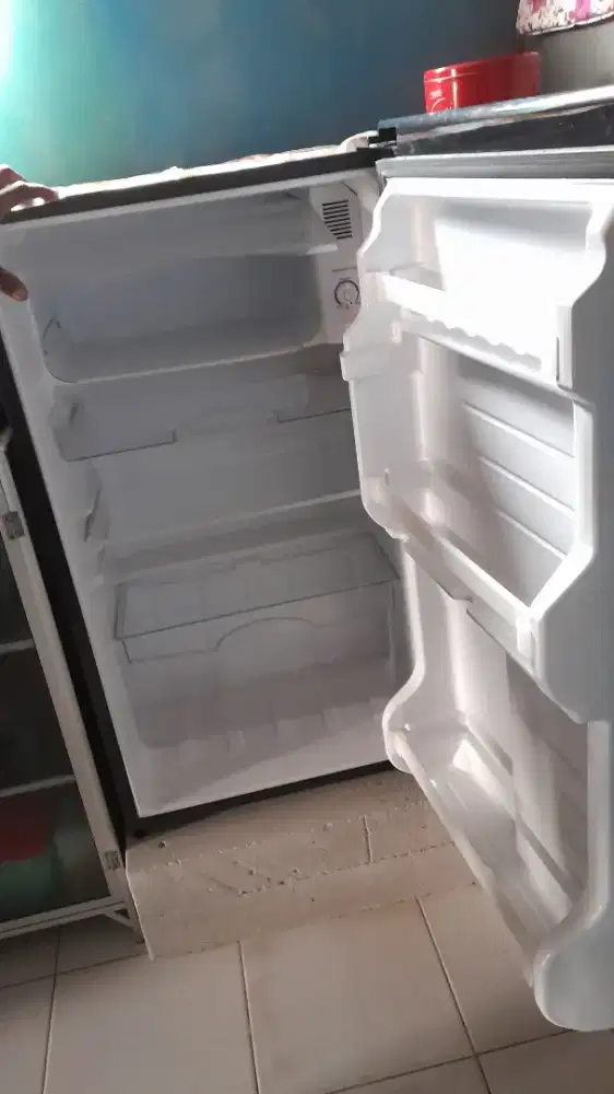 Kulkas sharp satu pintu
