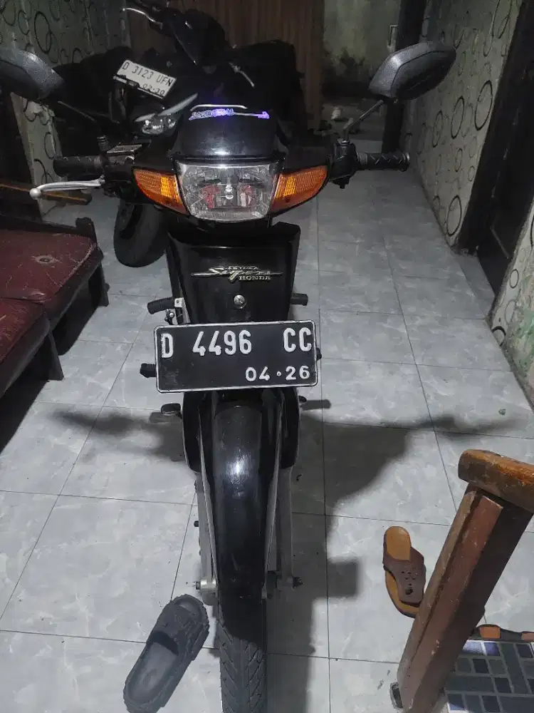 Jual motor supra 2001 motor tinggal pake