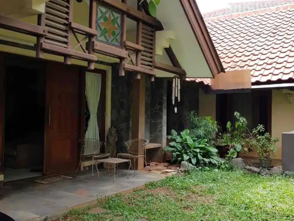 Rumah di Komplek Giri Loka serpong bsd Tangerang