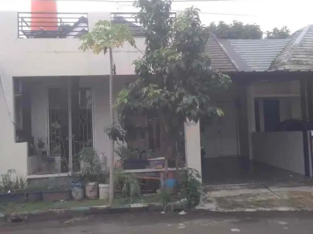 Rumah di Perumahan Serpong Park Cluster emerald, Jelupang, serpong utara