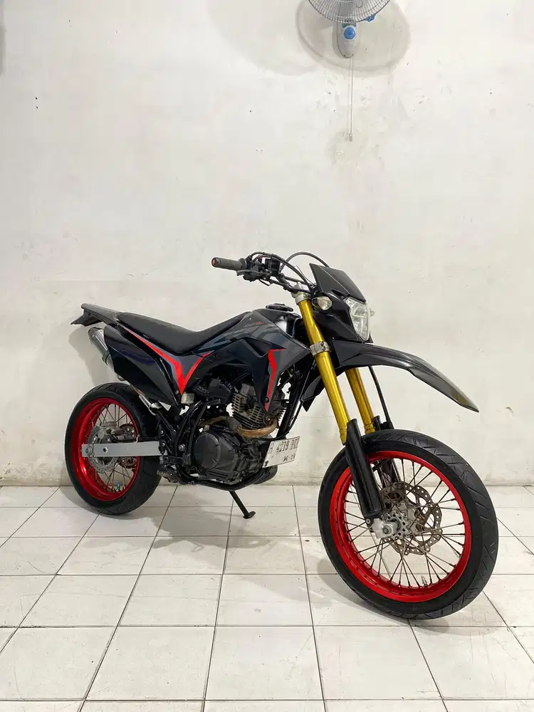 CRF 150 L 2019 super moto