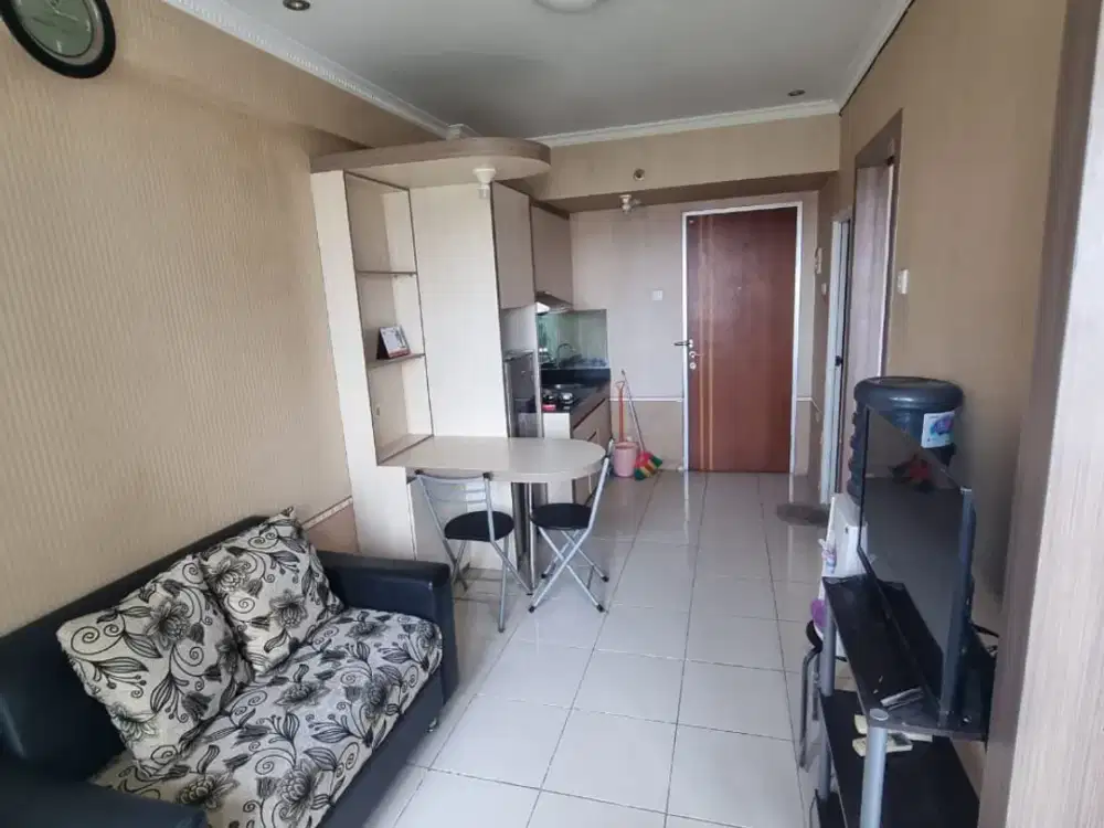 Apartemen Furnish 2 BR Jadi 1 BR Puncak Kertajaya Surabaya