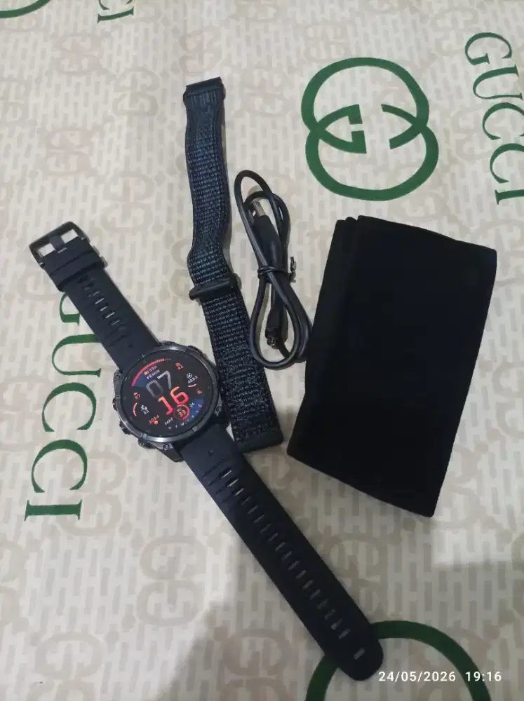 Garmin Fenix 8 47 mm Amoled Black Sapphire Titanium second