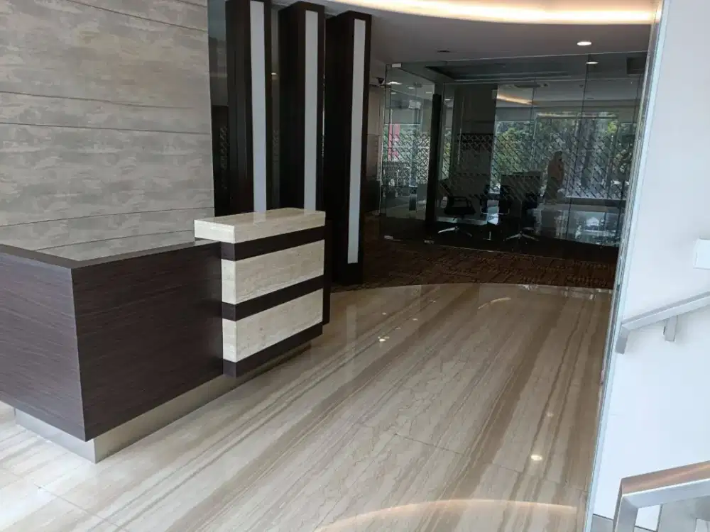 Jual cepat...gedung 3lt. 800m2 Jl. Ir. H. Juanda