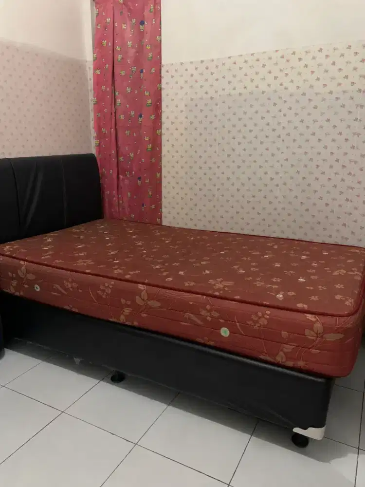 Preloved Kasur & Dipan Bekas (120x200) Kondisi Mulus
