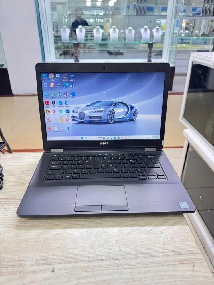 DELL 5470 CORE I7 GEN6 VGA AMD RADEON 2GB