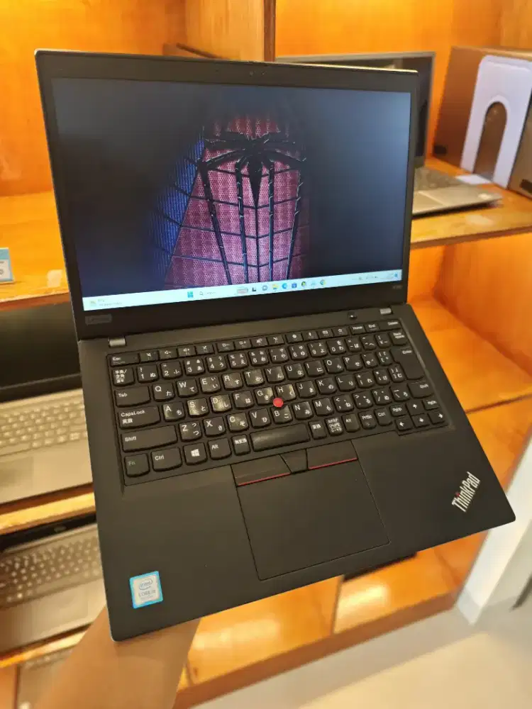 Laptop slim mulus siap pakai lenovo thinkpad x390