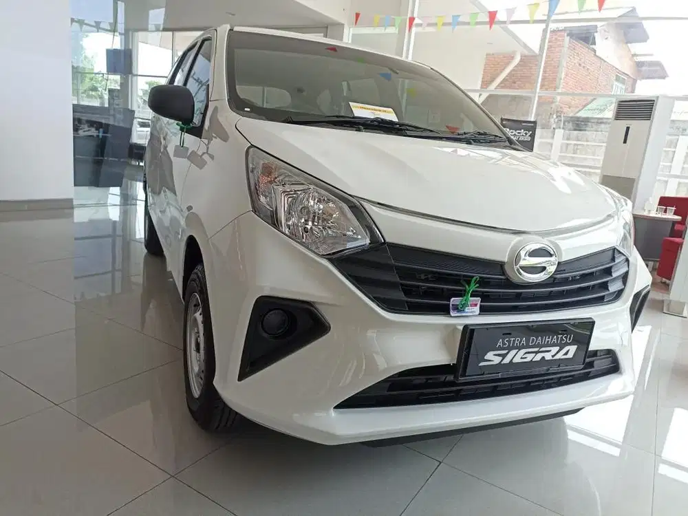 Daihatsu Sigra 1.0 D MT MC
