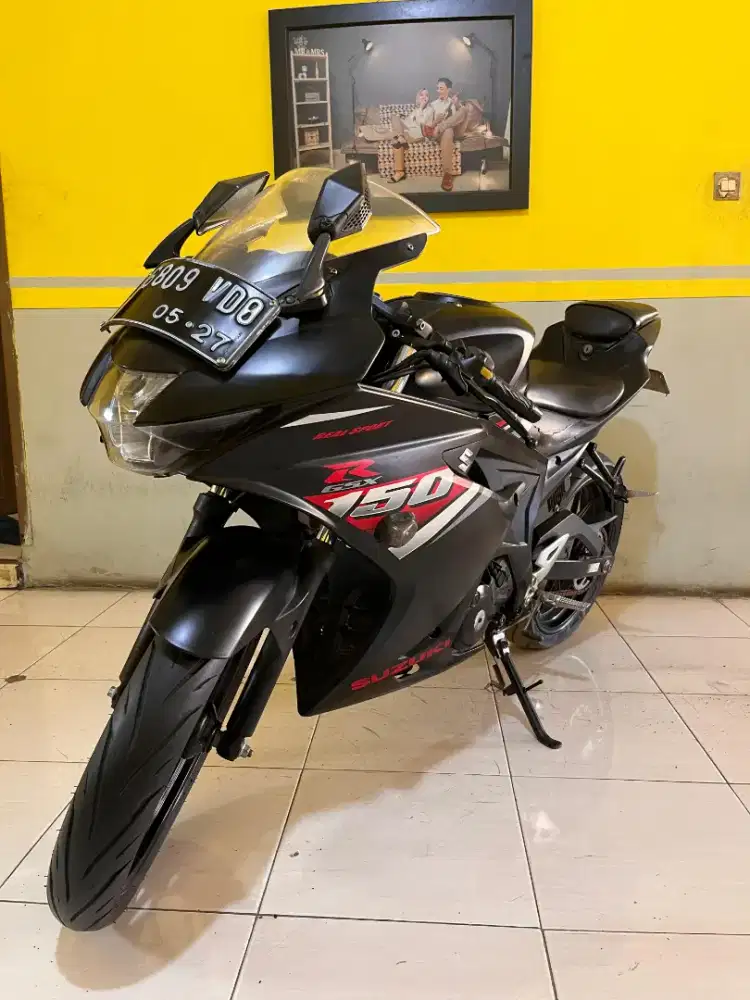 SUZUKI GSX 150R TAHUN 2017