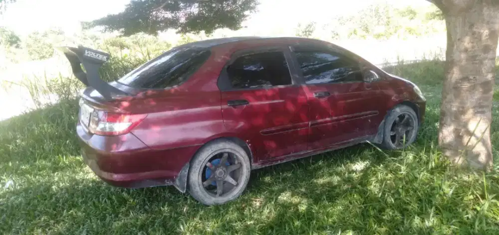 Di jual ss lkp mobil Honda city bisa di pakai dlm dan luar kota