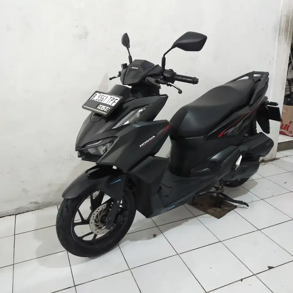 Honda Vario 160 Non ABS 2023 Lengkap Bagus