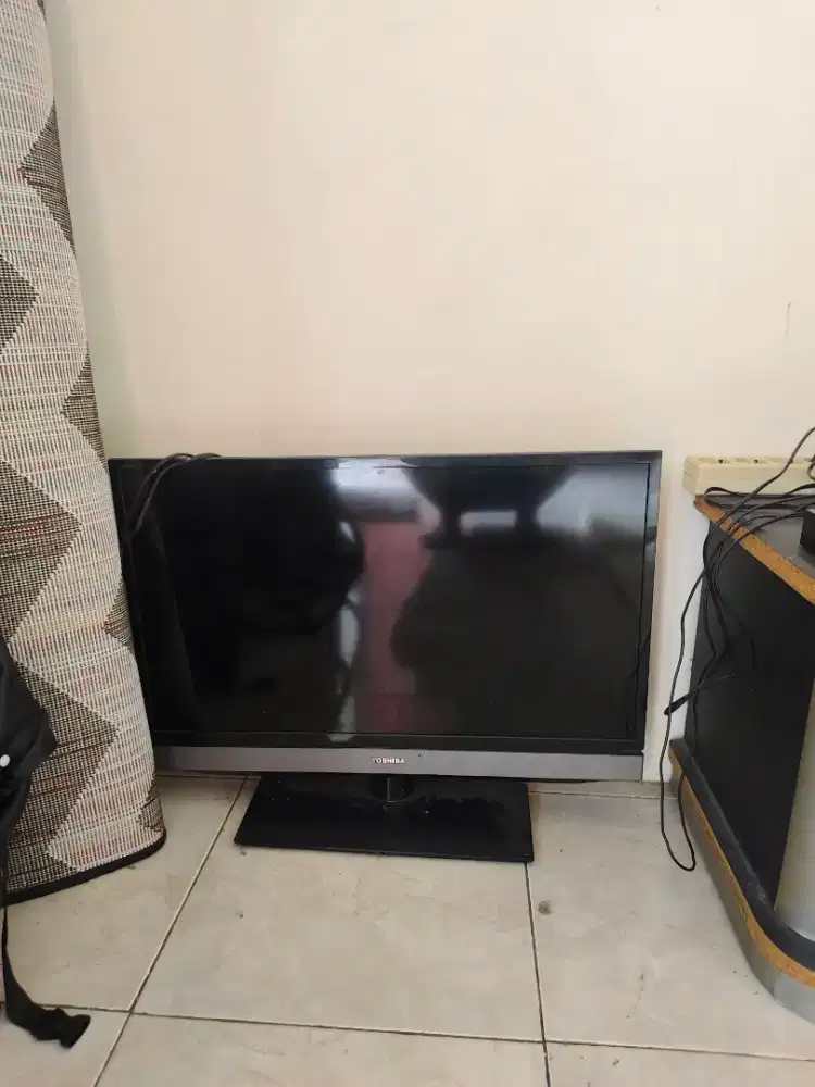 TV led toshiba 29 inc