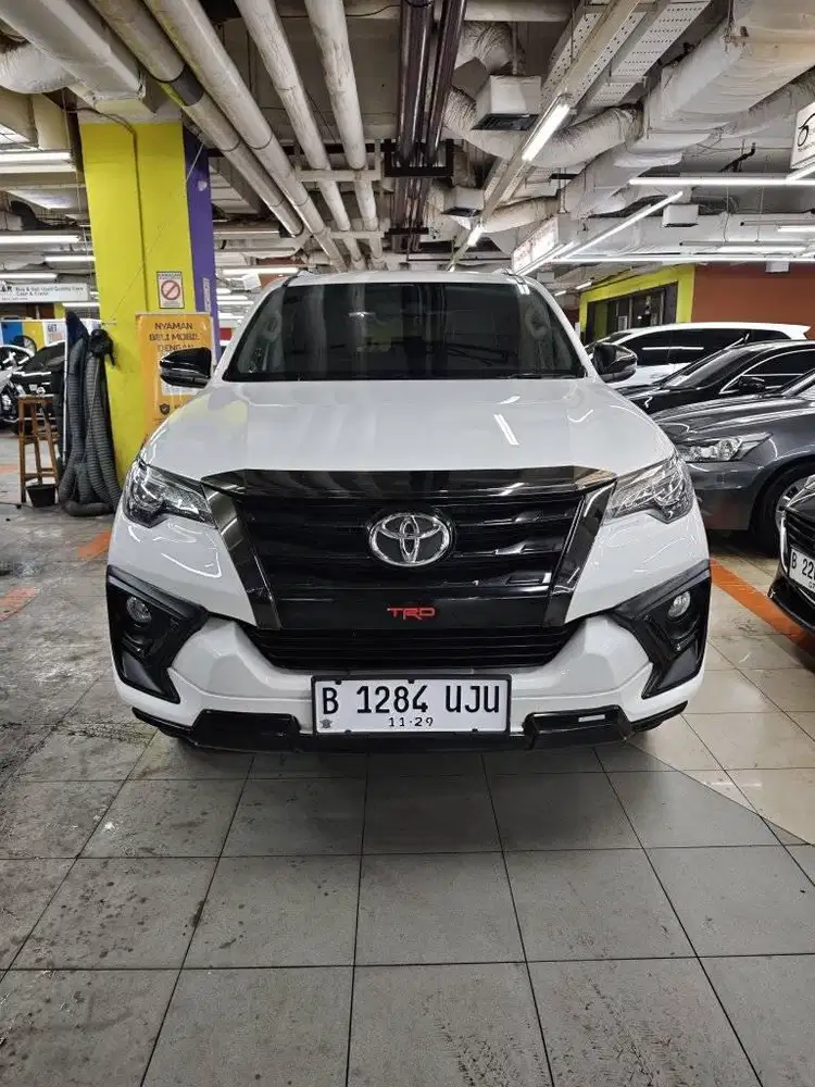 Toyota Fortuner VRZ TRD 2019 diesel matic dp ringan good condition